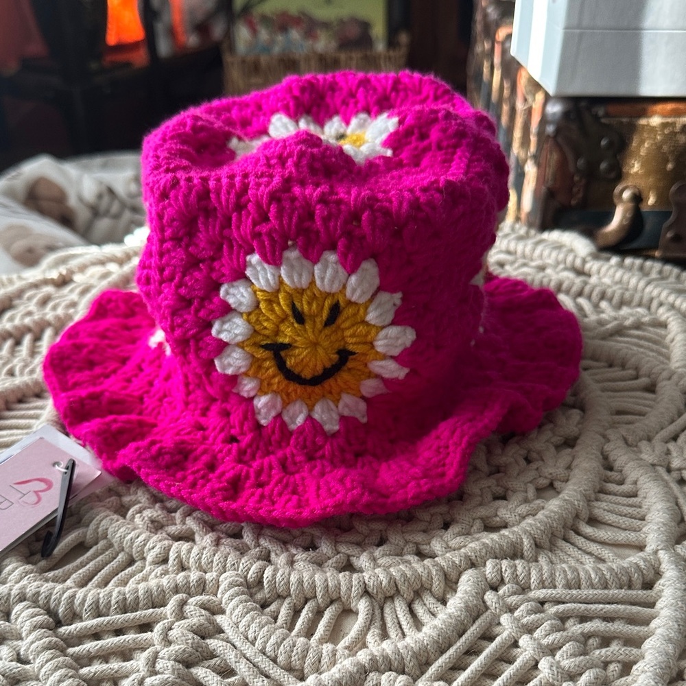 Pink Smiley Daisy Women Hat